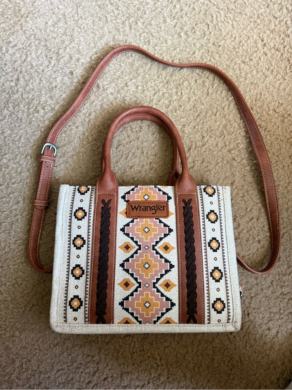 Wrangler Cream & Tan Southwestern Crossbody Bag